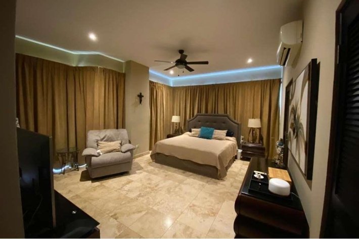 Se Vende Penthouse, PH Pacific Coast, San Francisco