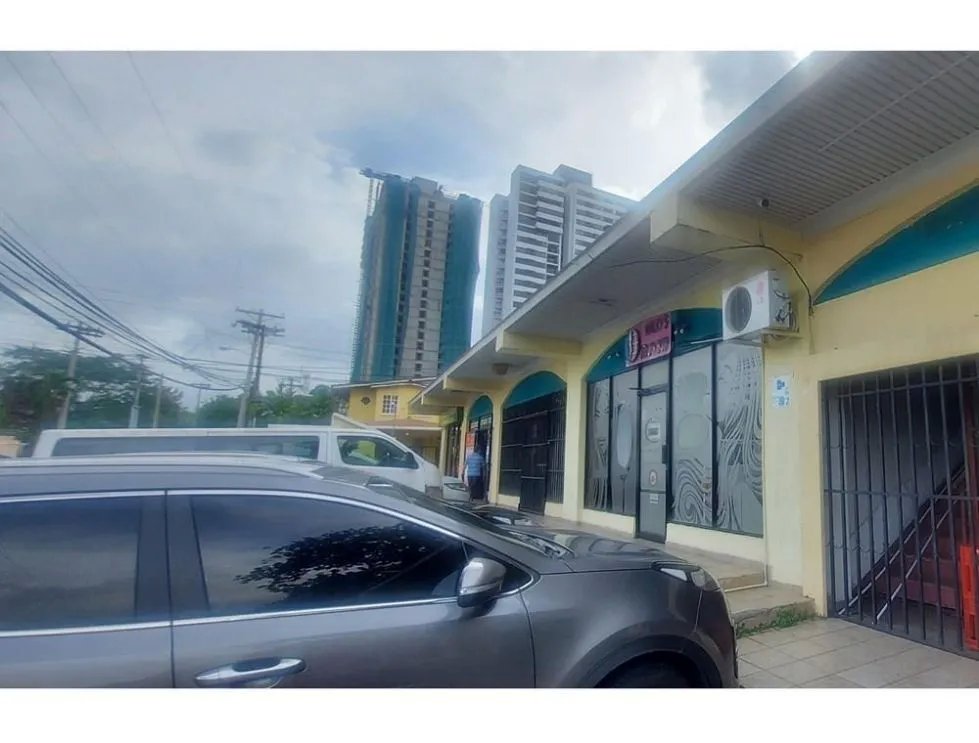 Se Vende Salón de Belleza, Condado del Rey