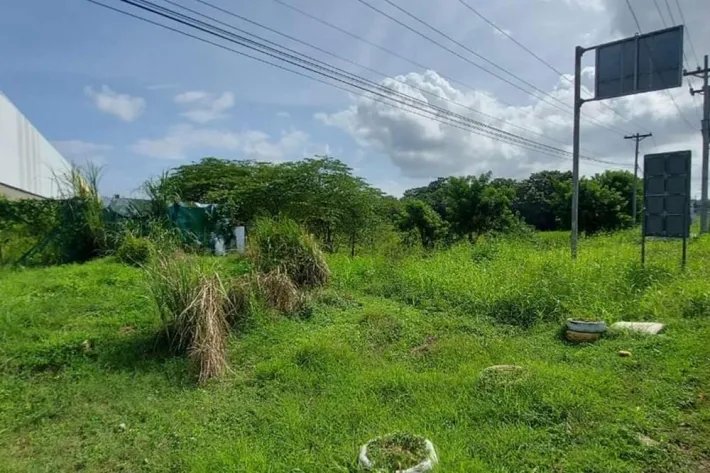 Se vende terreno comercial en Pacora