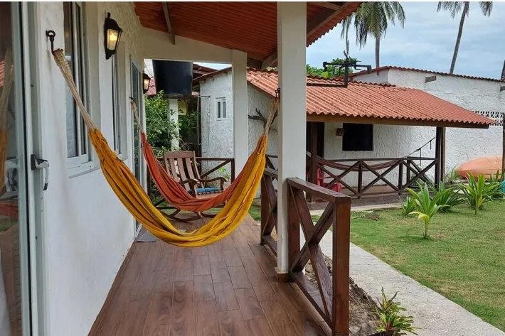 Se Vende Casa frente al mar en Viento Frío, Colón