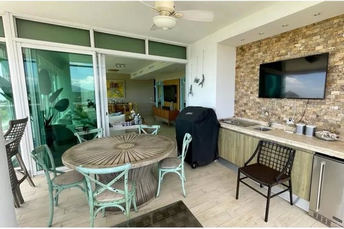 Se Vende Apartamento en Punta Barco, San Carlos