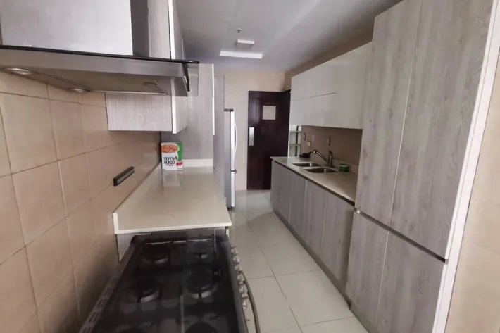 Se alquila apartamento amoblado en San Francisco