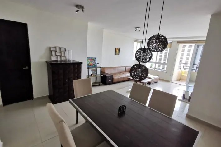 Se alquila apartamento amoblado en San Francisco