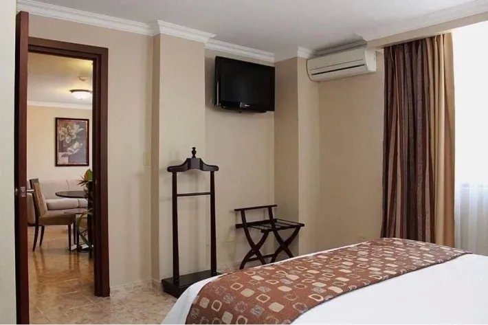 Hotel for sale in El Cangrejo, Panama City