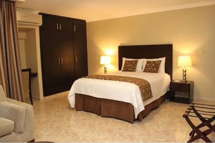 Hotel for sale in El Cangrejo, Panama City