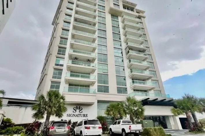 Venta de Apartamentos en Signature Santa Maria Golf  Country Club
