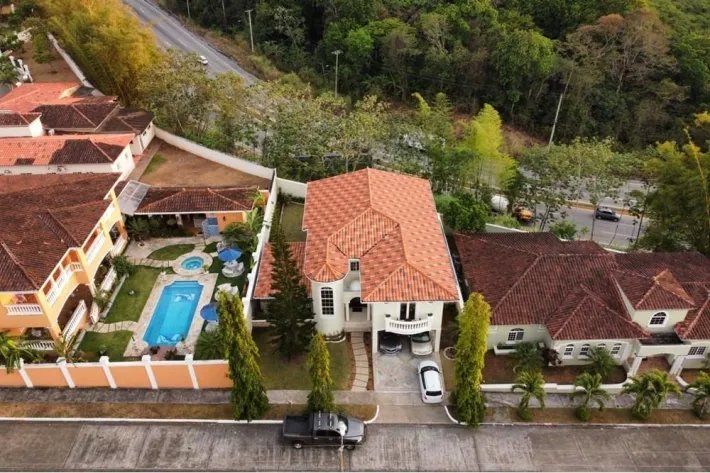 House for sale in Rainforest Villas, Betania