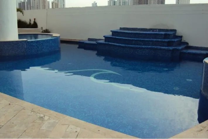 Se alquila apartamento totalmente amoblado en Punta Pacífica