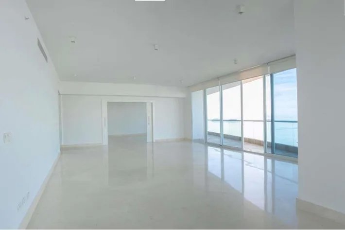 Venta de Apartamento en The Point, Paitilla