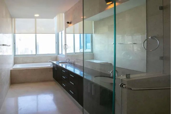 Venta de Apartamento en The Point, Paitilla