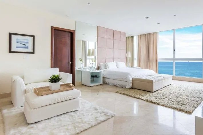 Venta de Lujoso Apartamento en The Point, Paitilla