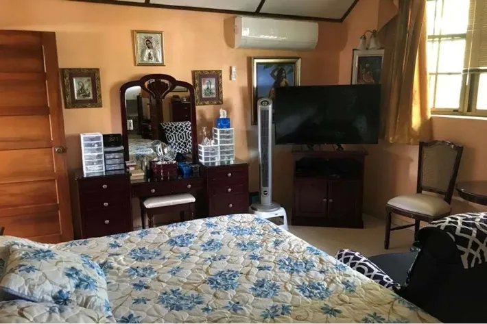 Se vende casa en La Alameda, Betania