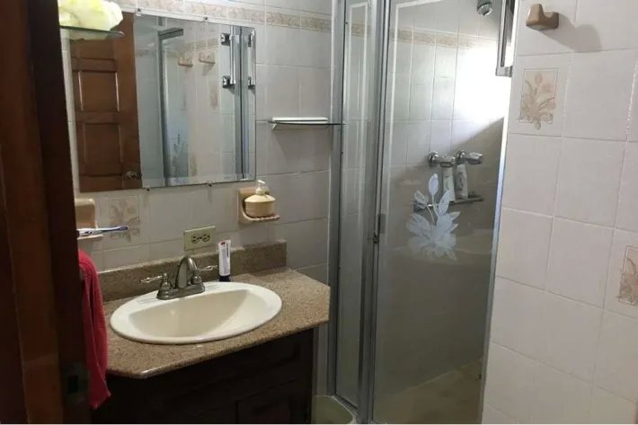 Se vende casa en La Alameda, Betania