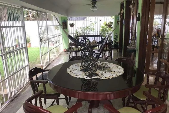 Se vende casa en La Alameda, Betania