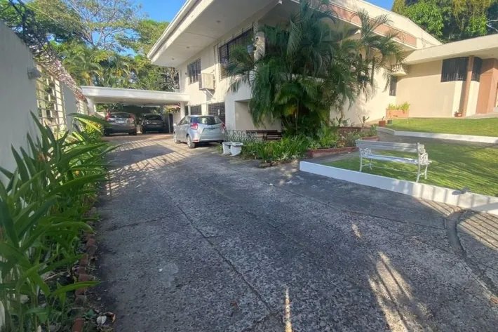 House for sale in Altos del Golf, Panama