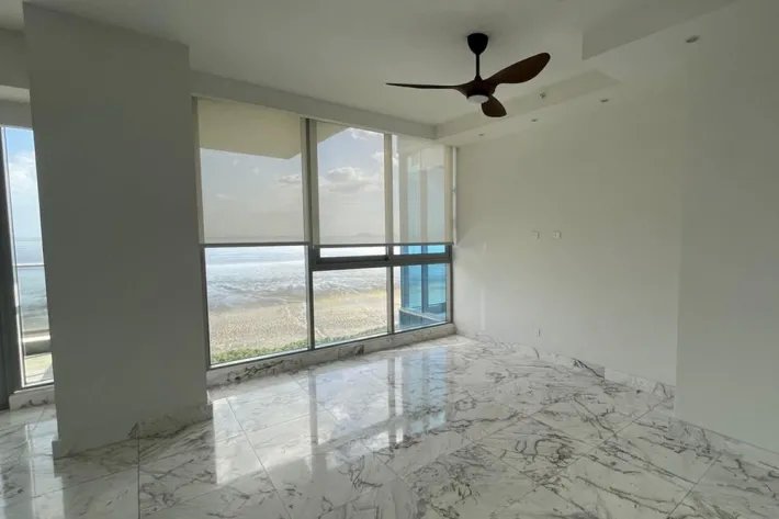 Venta de apartamento en PH Regalia, Costa del Este