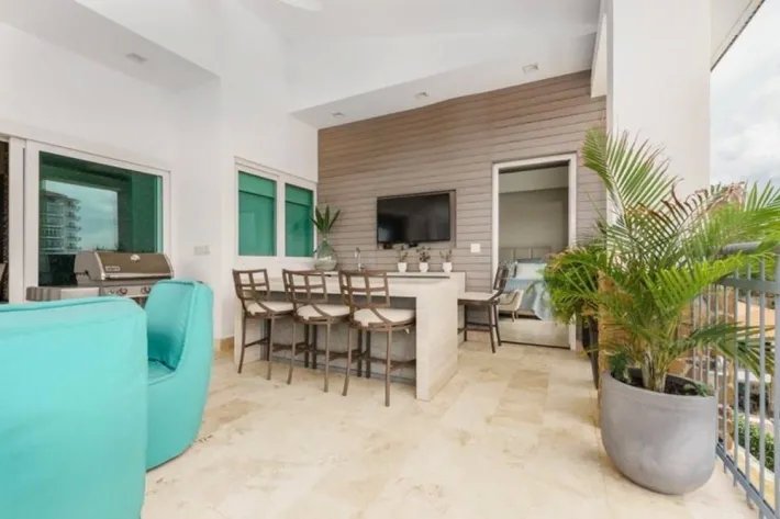 Se Alquila Penthouse en Punta Barco Village, San Carlos