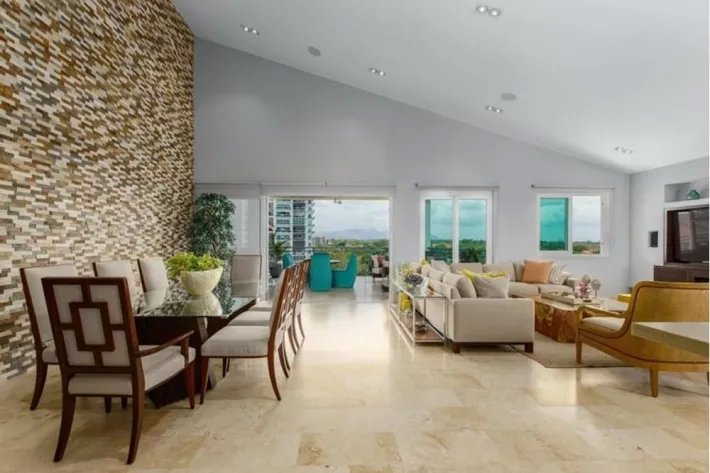 Se Alquila Penthouse en Punta Barco Village, San Carlos
