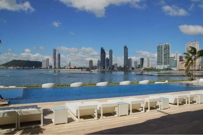 Venta de Apartamento en The Point, Paitilla