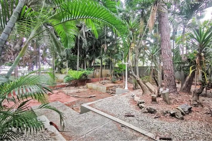 Venta de casa en esquina en Punta Paitilla, Panamá