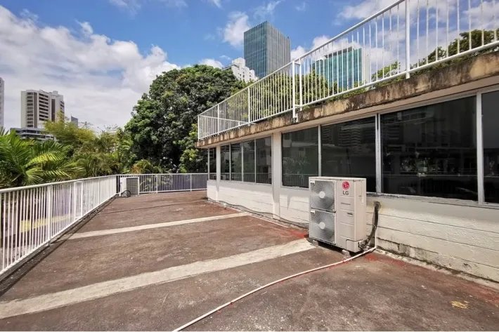 Venta de casa con terreno en Punta Paitilla, Panamá