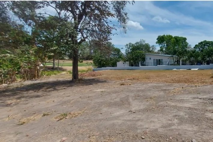 Se vende lote de terreno en Club de Golf de Coronado