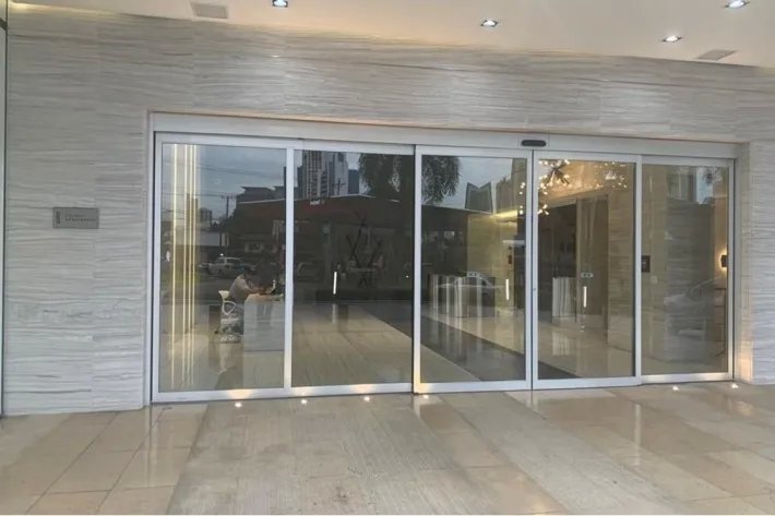 Office for rent at The Towers Business Plaza, San Francisco