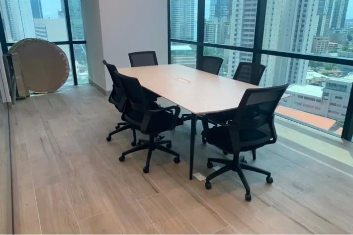 Equipped office for rent in Tower Bank, Calle 50