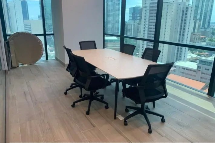 Equipped office for rent in Tower Bank, Calle 50