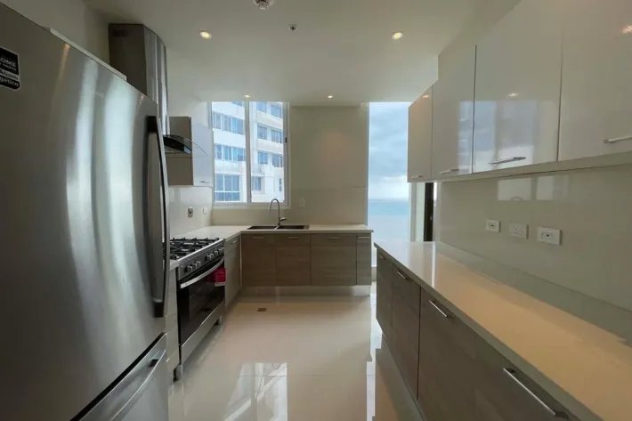 Alquiler de apartamento en Costa del Este, Panamá