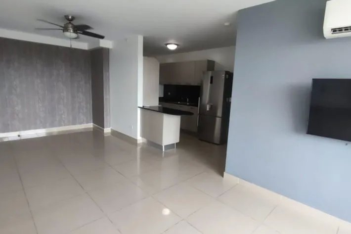 Se alquila apartamento en Condado del Rey