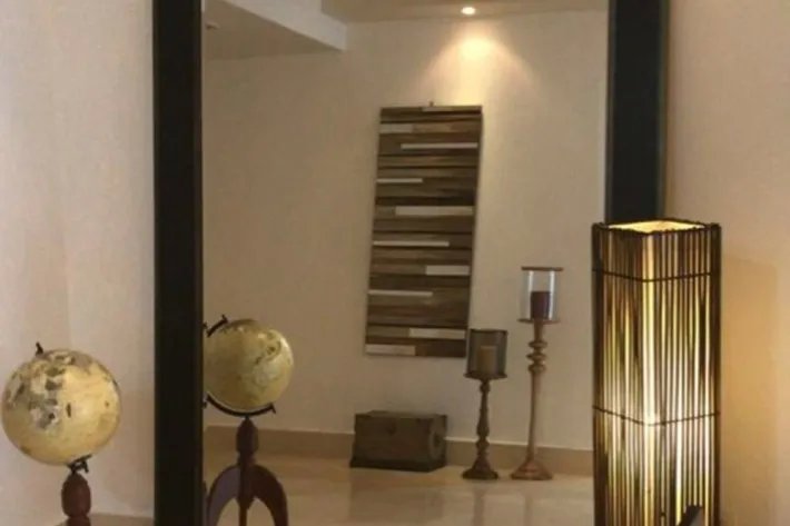 Venta de apartamento con vista al mar en Avenida Balboa