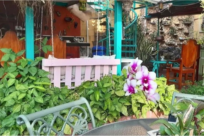 Venta de terreno con negocio en Bella Vista
