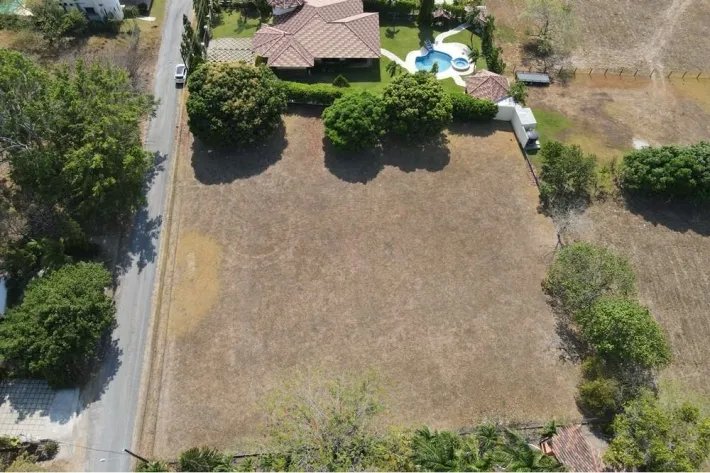 Se vende lote de terreno en Club de Golf, Coronado, Chame