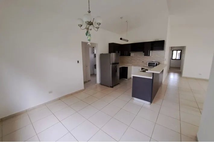 Se vende casa en Residencial Summer Hills, Puerto Caimito, La Chorrera