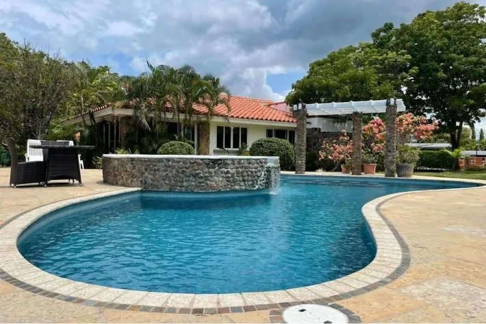 Se vende casa en Punta Barco Village, San Carlos
