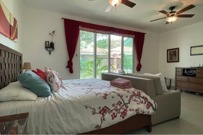 Se vende casa en Punta Barco Village, San Carlos