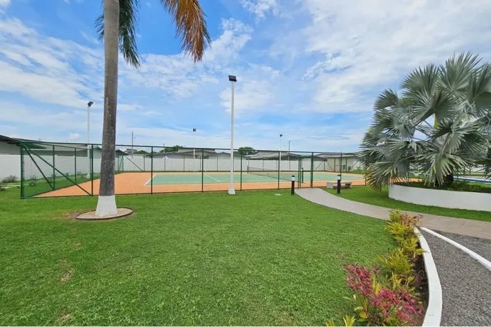 Venta de casa en Villa Sur - Town Home, Costa Sur