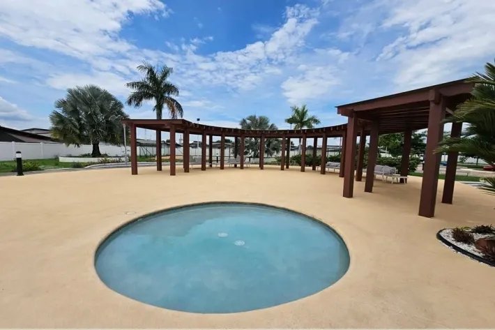 Venta de casa en Villa Sur - Town Home, Costa Sur