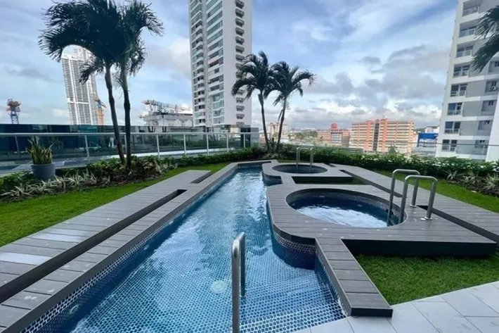 Alquiler de apartamento amoblado en Avenida Balboa
