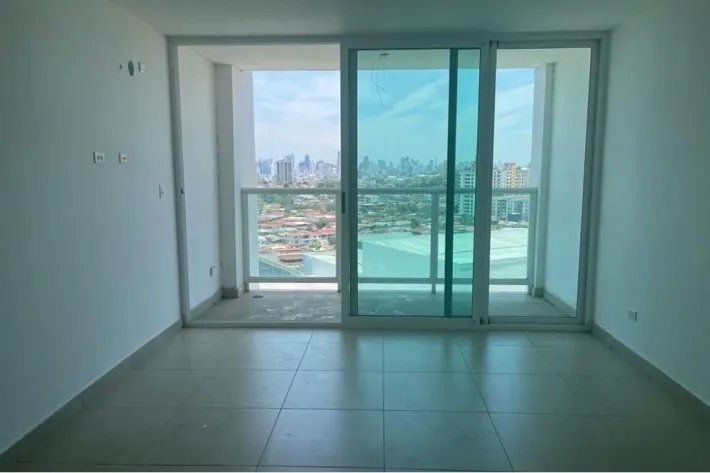 Venta de apartamento en PH Kings Park, Condado del Rey