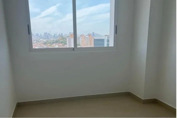 Venta de apartamento en PH Kings Park, Condado del Rey