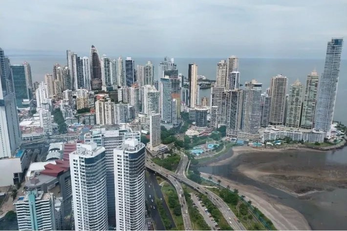 Se vende oficina en Torre Bicsa, Avenida Balboa
