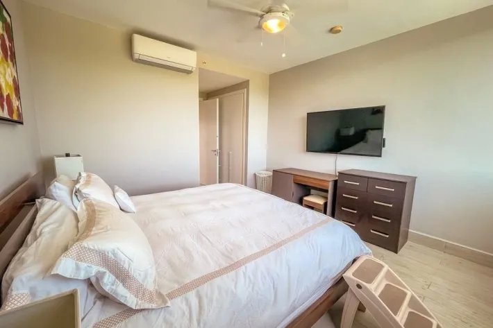 Se vende apartamento en Punta Barco, San Carlos