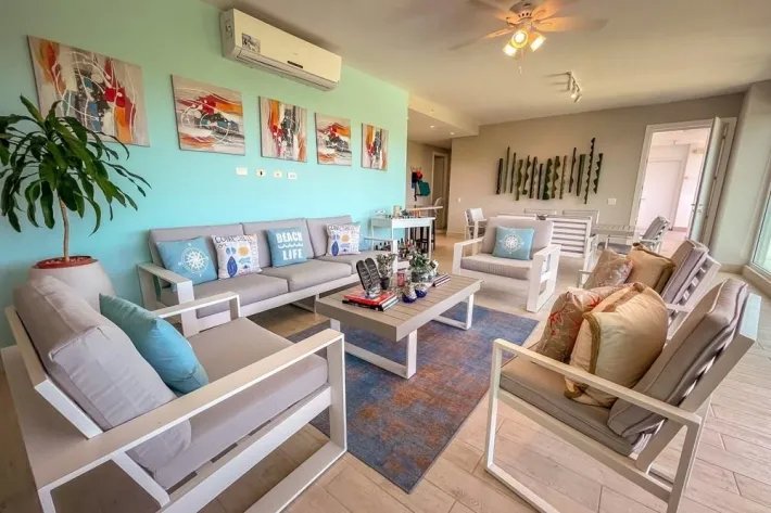 Se vende apartamento en Punta Barco, San Carlos