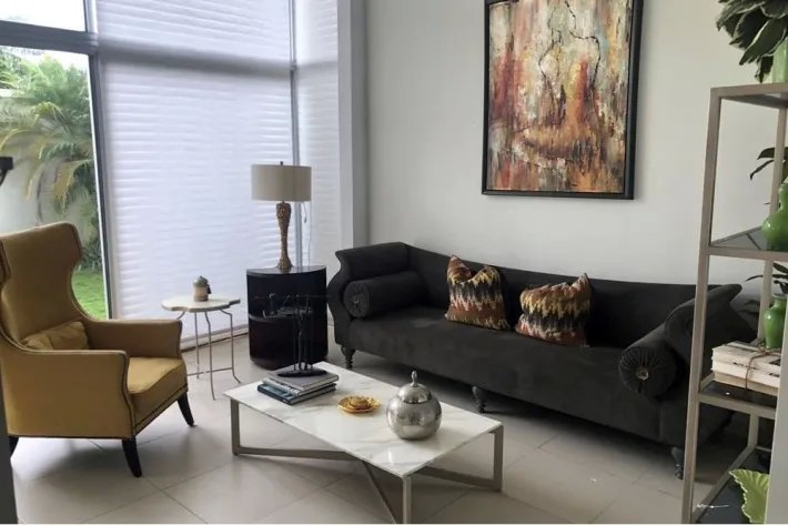Casa en venta en Costa Sur Village