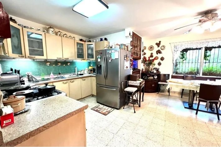 Venta de casa en La Loma, Hato Pintado