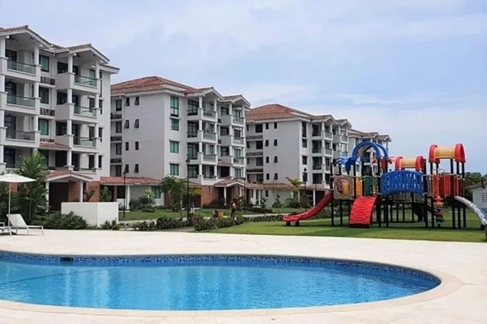 Venta de apartamento en PH Costa Mare, Costa Sur