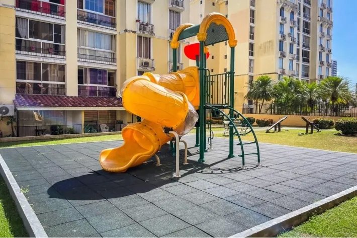 Se vende apartamento en PH McGregor Hill, Condado del Rey