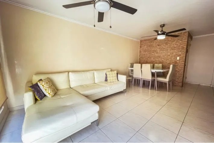 Se vende apartamento en PH McGregor Hill, Condado del Rey